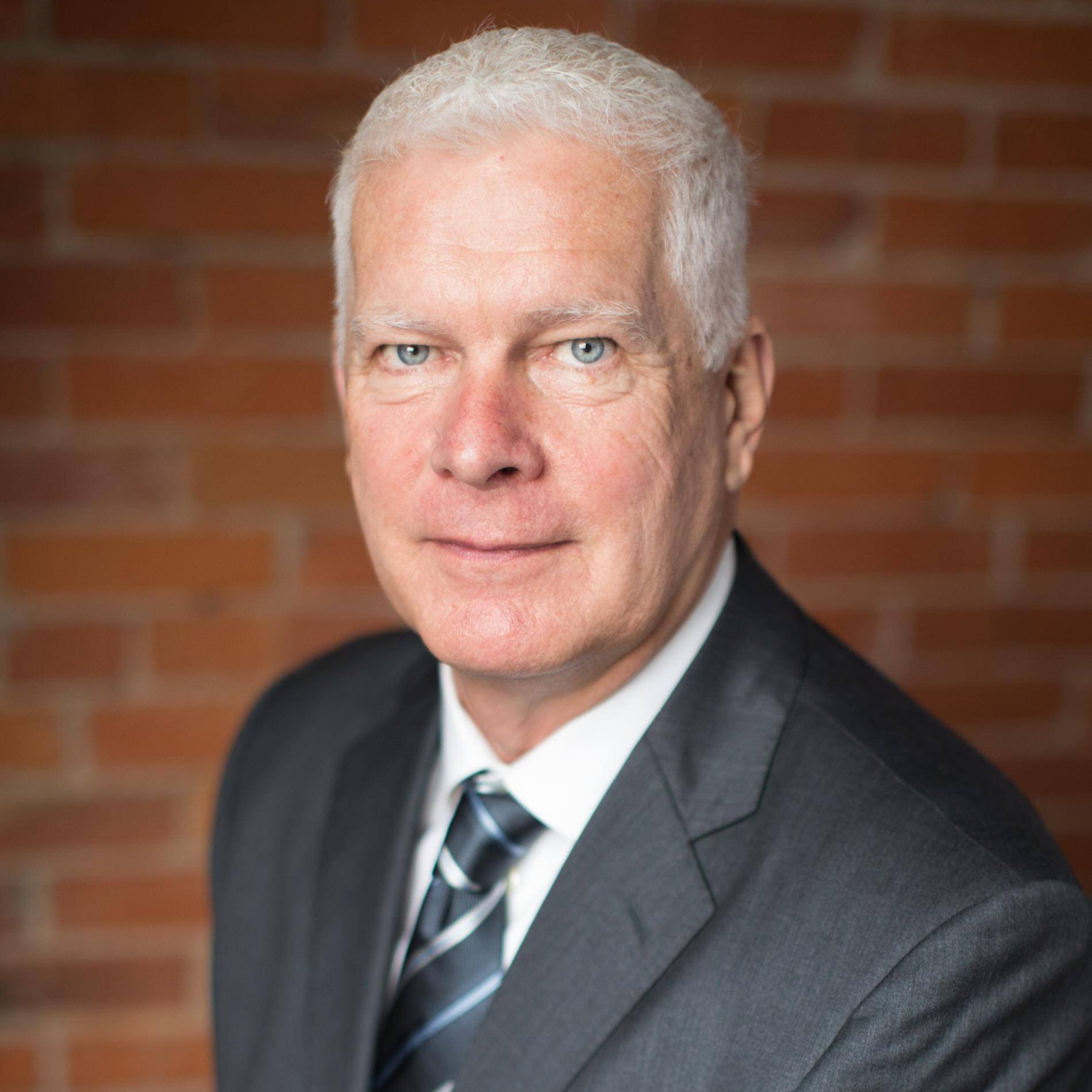 Bruce D- Hollcroft, CSP, ARM, CHMM (President)